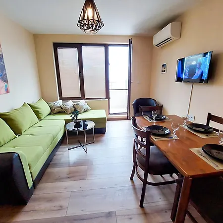 за гости делукс * בורגאס