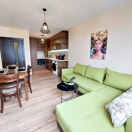 за гости делукс *