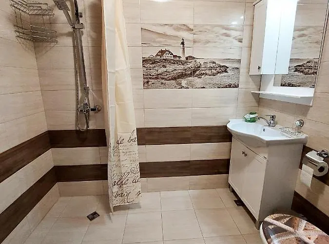 за гости делукс בורגאס