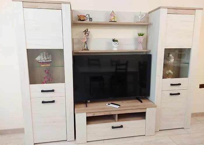 за гости делукс *