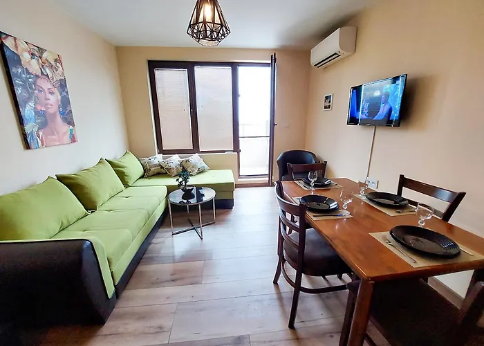 за гости делукс * בורגאס